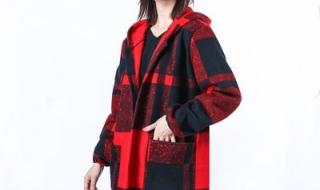 女士干活穿的大罩衣